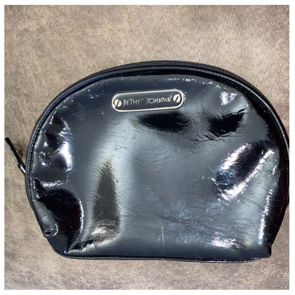 Betsey Johnson Black Dome Cosmetic Makeup Bag